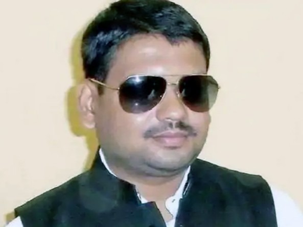 बाहुबली परिवार के संजीव सिंह को जमानत के बाद धनबाद घुसने पर कोर्ट ने क्यों लगायी पाबंदी, जानिए इनसाइड स्टोरी !