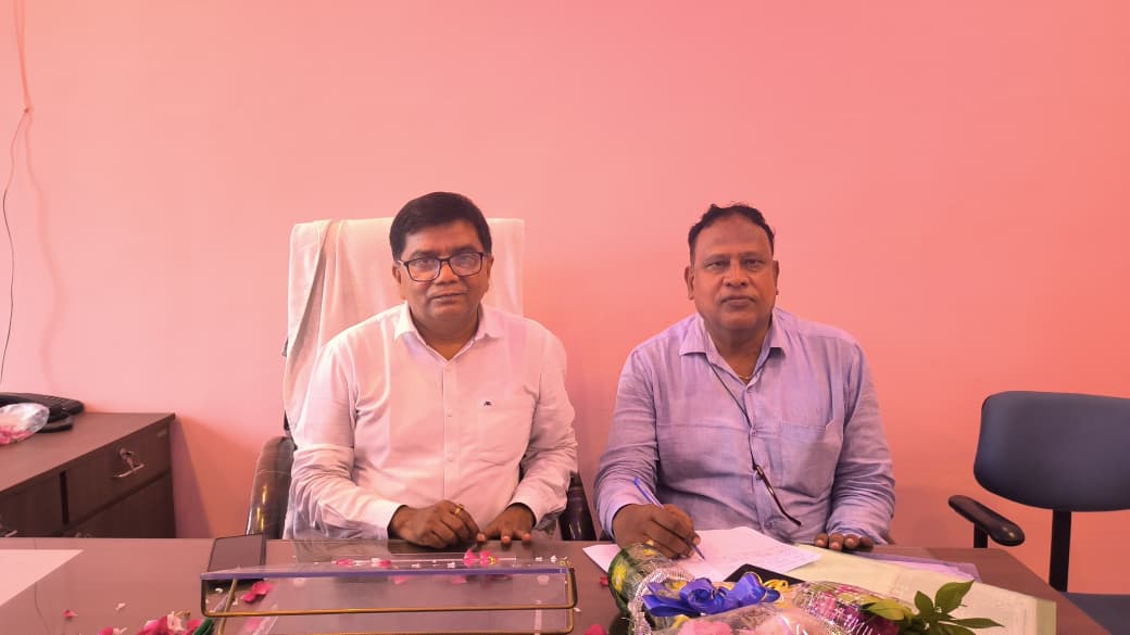 डॉ. एसके रवि ने उपाधीक्षक का प्रभार ग्रहण किया,कहा-सीमित संसाधन में बेहतर सेवा देने का करेंगे कार्य