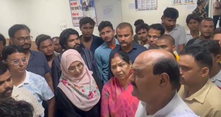 Crime News: गोलीबारी से सहमा सीवान का ये इलाका, राजद नेता के भाई को मारी गई गोली, इलाके में तनाव