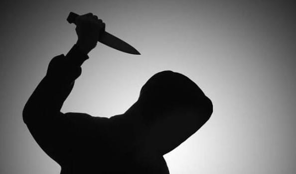 मां की जिंदगी की भीख मांगती रही मासूम बेटी, लेकिन बाप ने एक ना सुनी और पत्नी के साथ कर दिया ये खौफनाक कांड