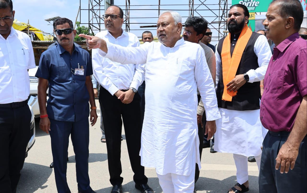 पटना सिटी को मुख्यमंत्री नीतीश कुमार ने दी बड़ी सौगात, 341 करोड़ की योजनाओं का किया शिलान्यास   