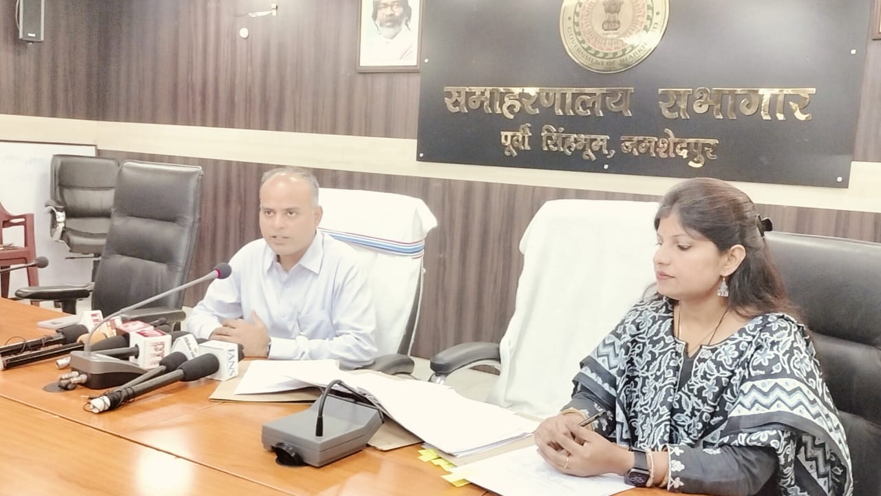 जमशेदपुर: घाटशिला में शुरू हुआ विधानसभा उपचुनाव के लिए मतदाता सूची विशेष पुनरीक्षण, पढ़ें डीसी ने क्या जानकारी दी 