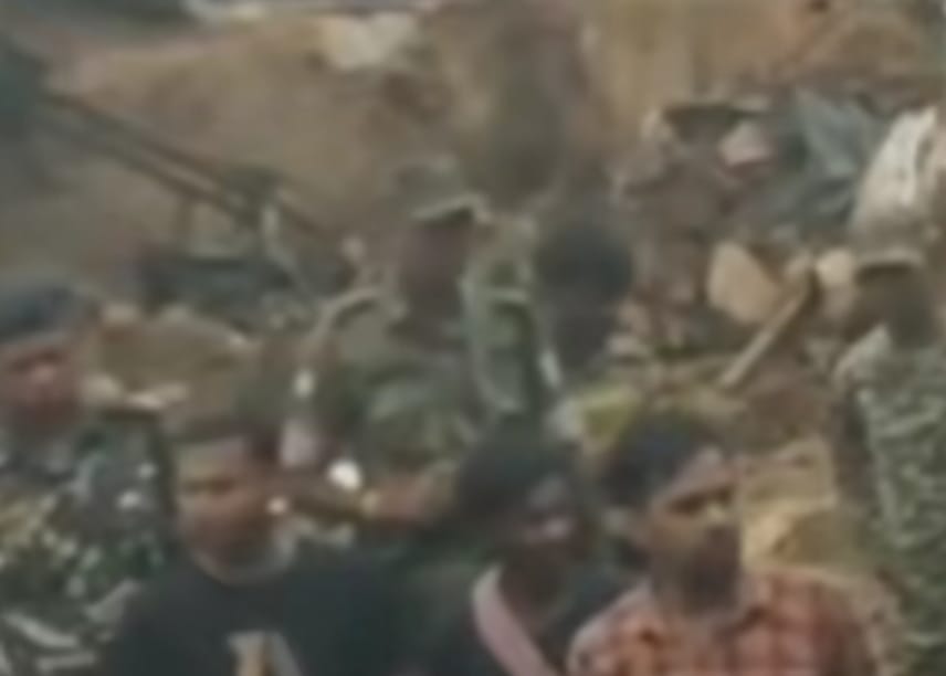 BREAKING: धनबाद के कतरास में फटी जमीन, कई घर हुए प्रभावित  