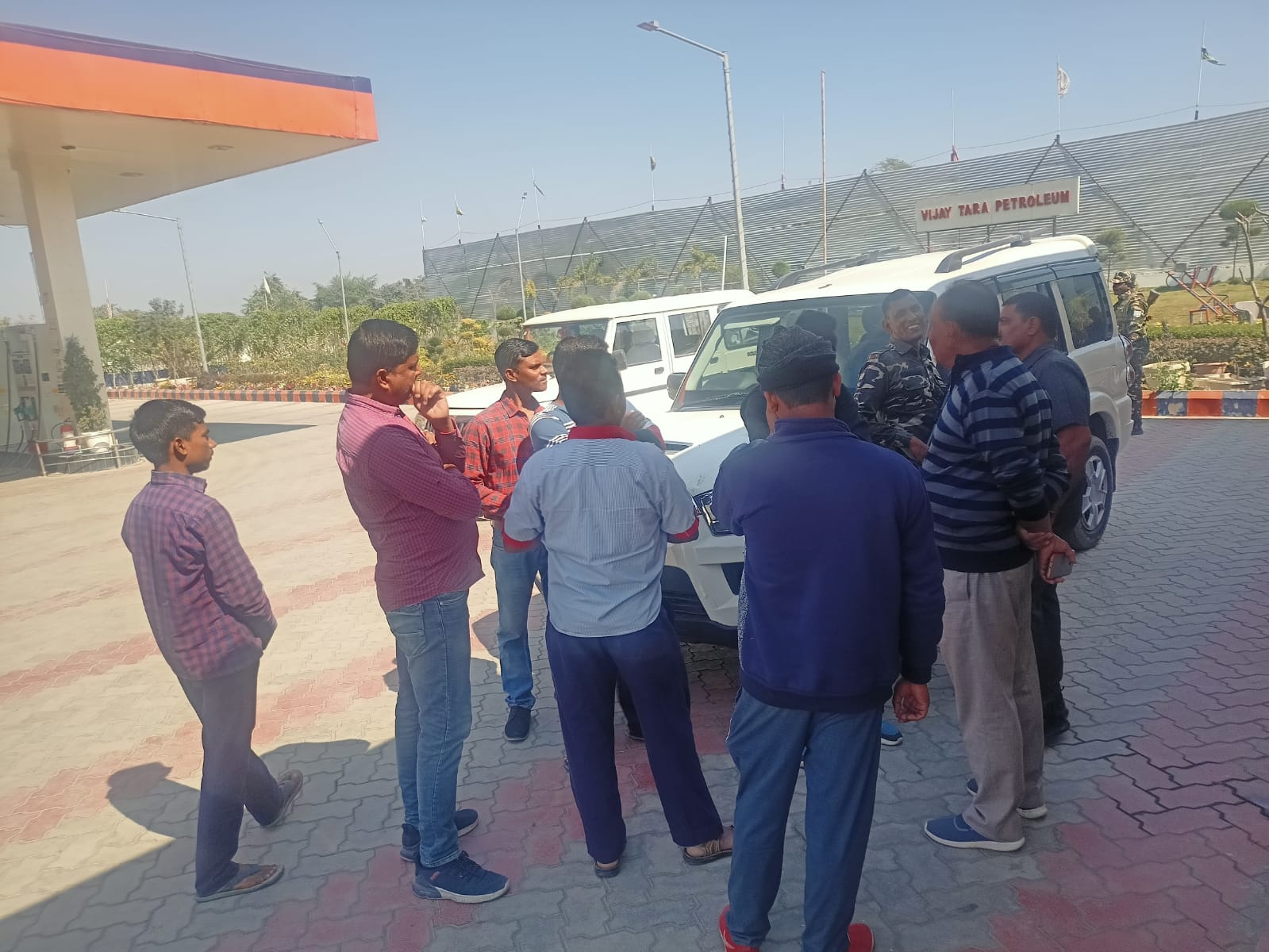 डालटनगंज-औरंगाबाद मार्ग में पेट्रोल पंप से 70 हजार की लूट, सीसीटीवी में कैद हुई तस्वीरें