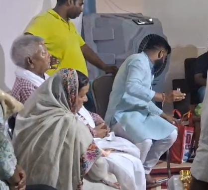 गया जी में लालू प्रसाद यादव ने किया अपने पितरो का पिंडदान, पत्नी बेटा और बहू भी रहे साथ