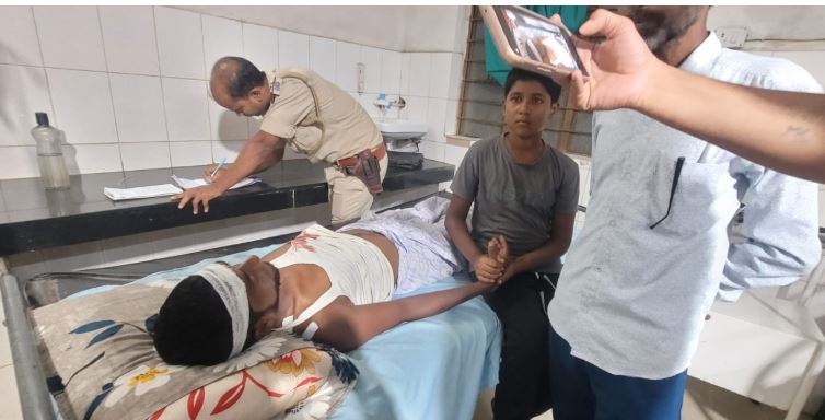 BREAKING: गोलियों की तड़तड़ाहट से गूंजा साहिबगंज, नमाज पढ़ कर लौट रहे व्यक्ति को मारी गोली, इलाके में दहशत का माहौल