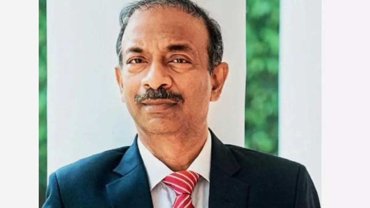 झारखंड कैडर के IAS अधिकारी रह चुके अमित खरे बने उपराष्ट्रपति के सचिव, जानिए उनके बारे में