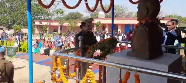 याद किए गए शहीद वीर सपूत विजय सोरेंग,  नम आंखों से परिजनों ने पूछा, कब पूरे होंगे वादे