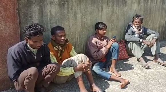 जंगल में इस हालत में मिली मृत बेटी, पिता ने अज्ञात के खिलाफ दर्ज किया FIR