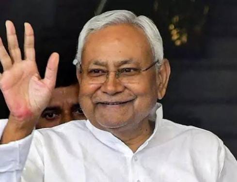 चुनाव से पहले नीतीश सरकार की सौगात, विकास मित्रों व शिक्षा सेवकों को बड़ी राहत