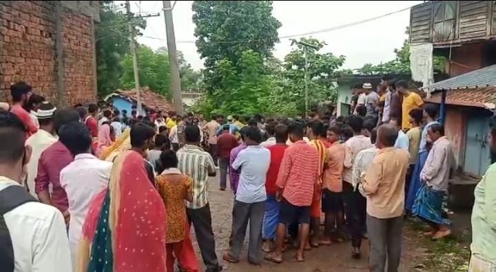 लाइन होटल में दो पक्षों में मारपीट, विवाद के बीच हुई हवाई फायरिंग