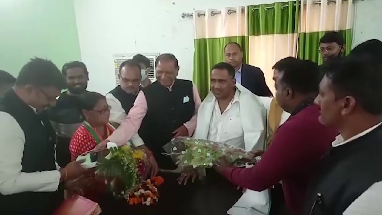 माटी से बड़ी पार्टी नहीं और पार्टी से बड़ा मंत्रिमंडल नहीं : मंत्री बन्ना गुप्ता