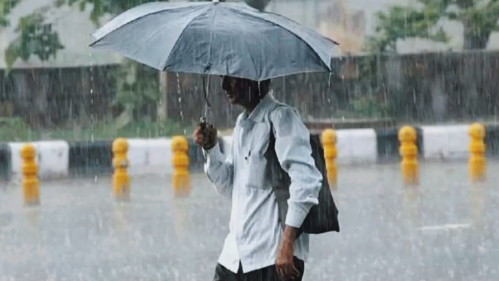 राज्य में बारिश के साथ हुई नवरात्रि की शुरुआत, जानिए नौ दिनों तक कैसा रहेगा मौसम का हाल