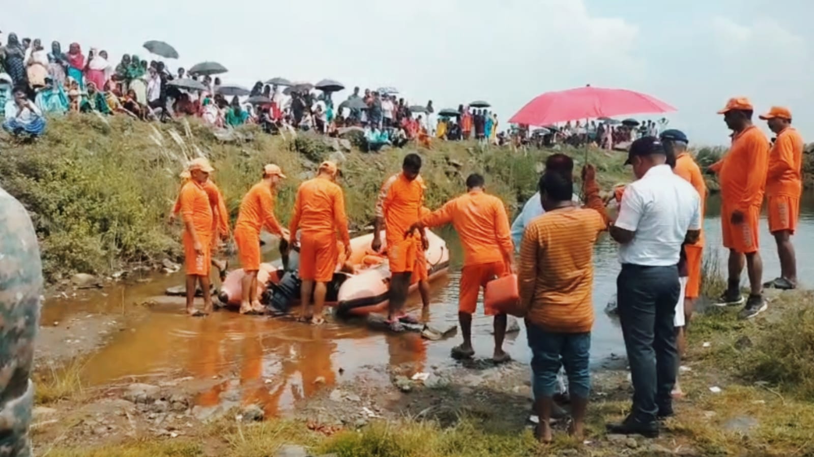 बंद खदान में नहाते समय 17 वर्षीय युवती की डूबकर मौत, 25 घंटे बाद मिला शव