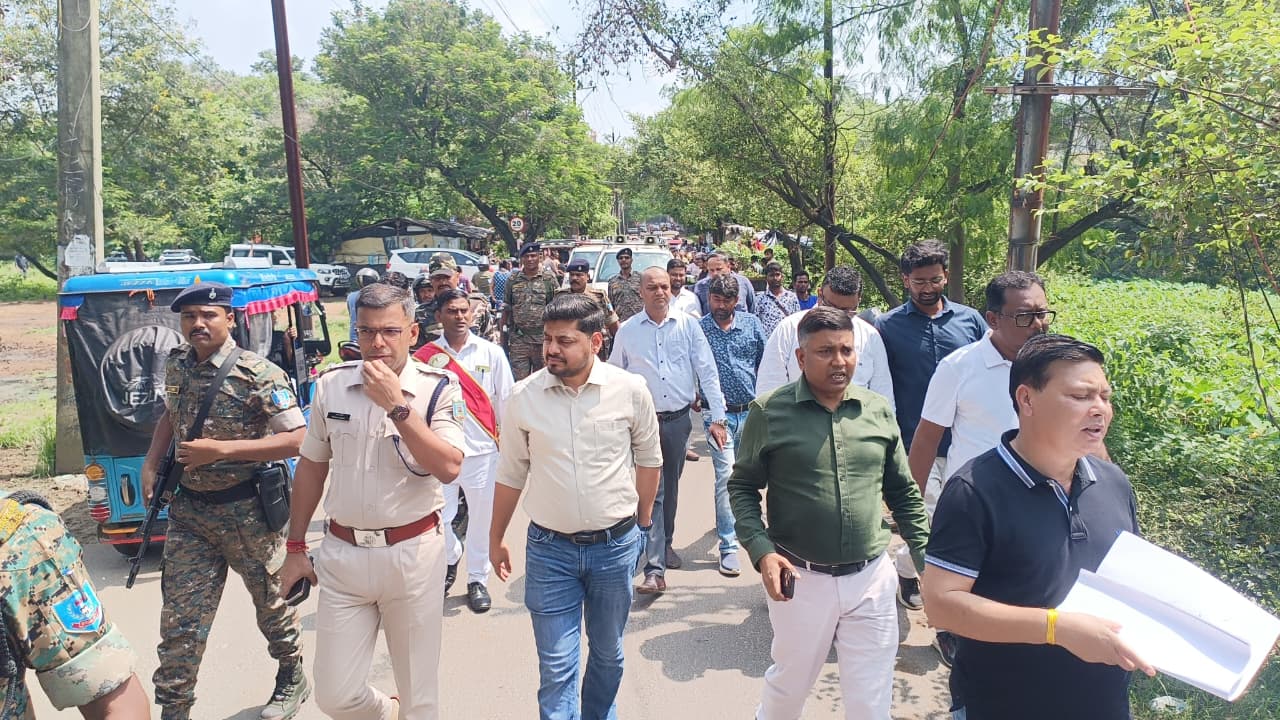 Dhanbad: दुर्गा पूजा के बाद कैसे बदलने वाली है 72 एकड़ में फैले इस तालाब की किस्मत,पढ़िए डिटेल्स में