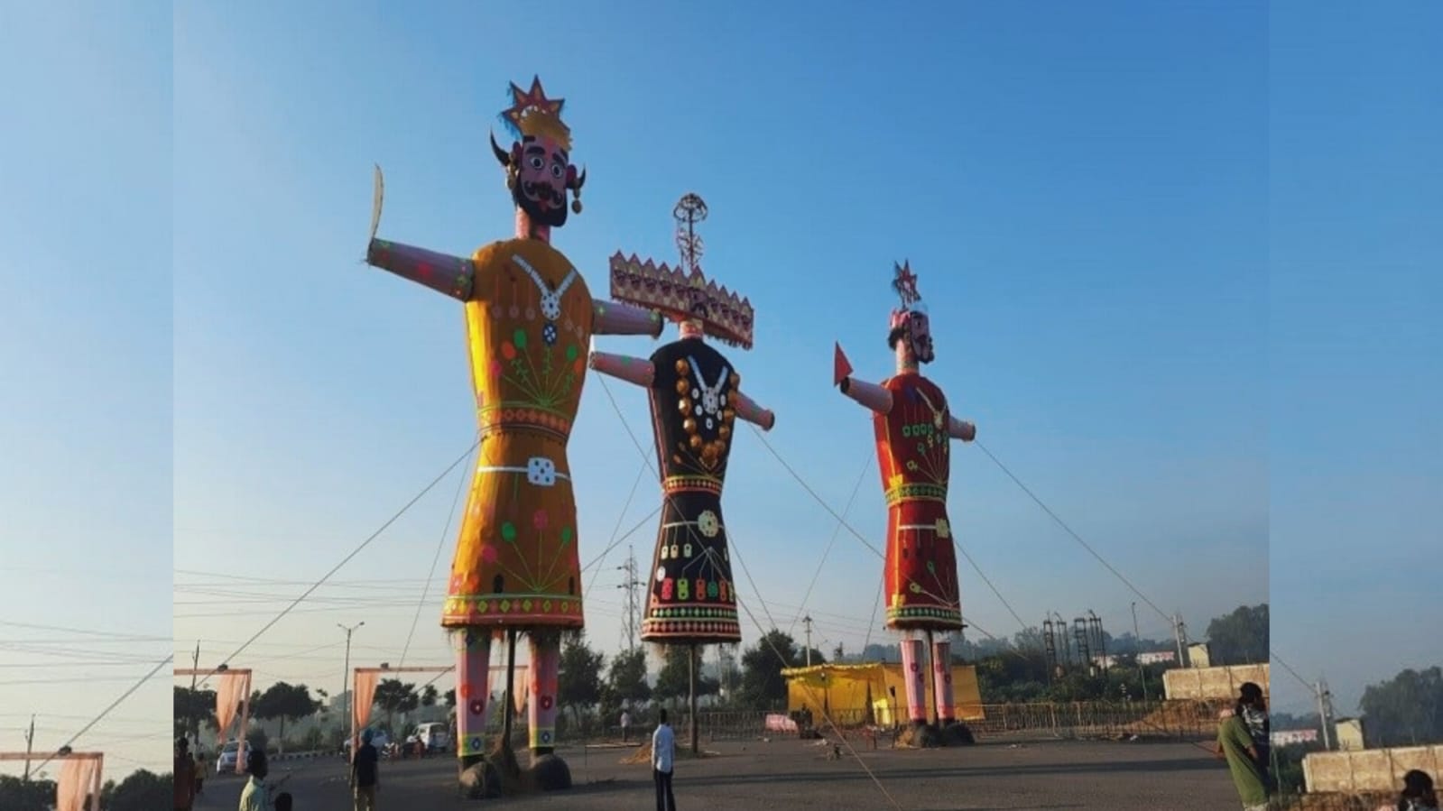 मोरहाबादी मैदान में रावण दहन की तैयारी पूरी, 70 फीट ऊंची होगी रावण की प्रतिमा, आतिशबाजी बनेगी आकर्षण का केंद्र