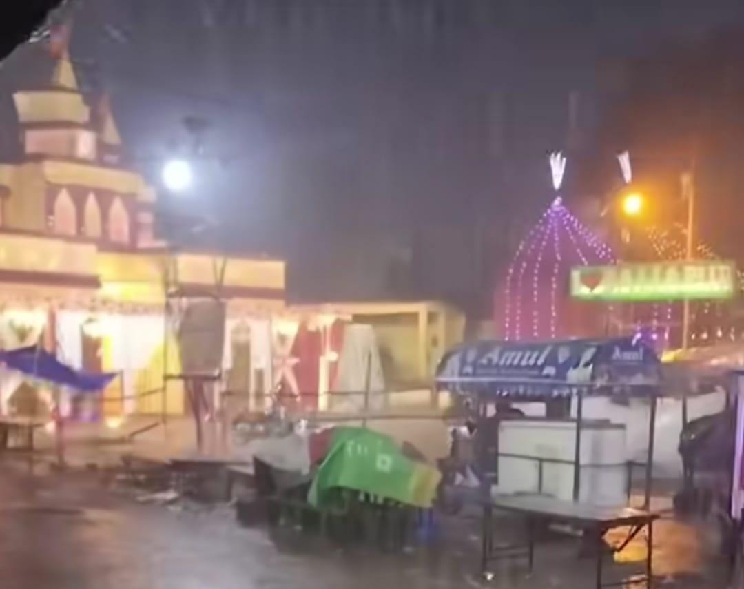 Durga Puja 2025: कोयलांचल में लगभग 40 करोड़ की पूजा पर बारिश ने कैसे किया तुषारापात,अंतिम दिन भी कोई नरमी नहीं!