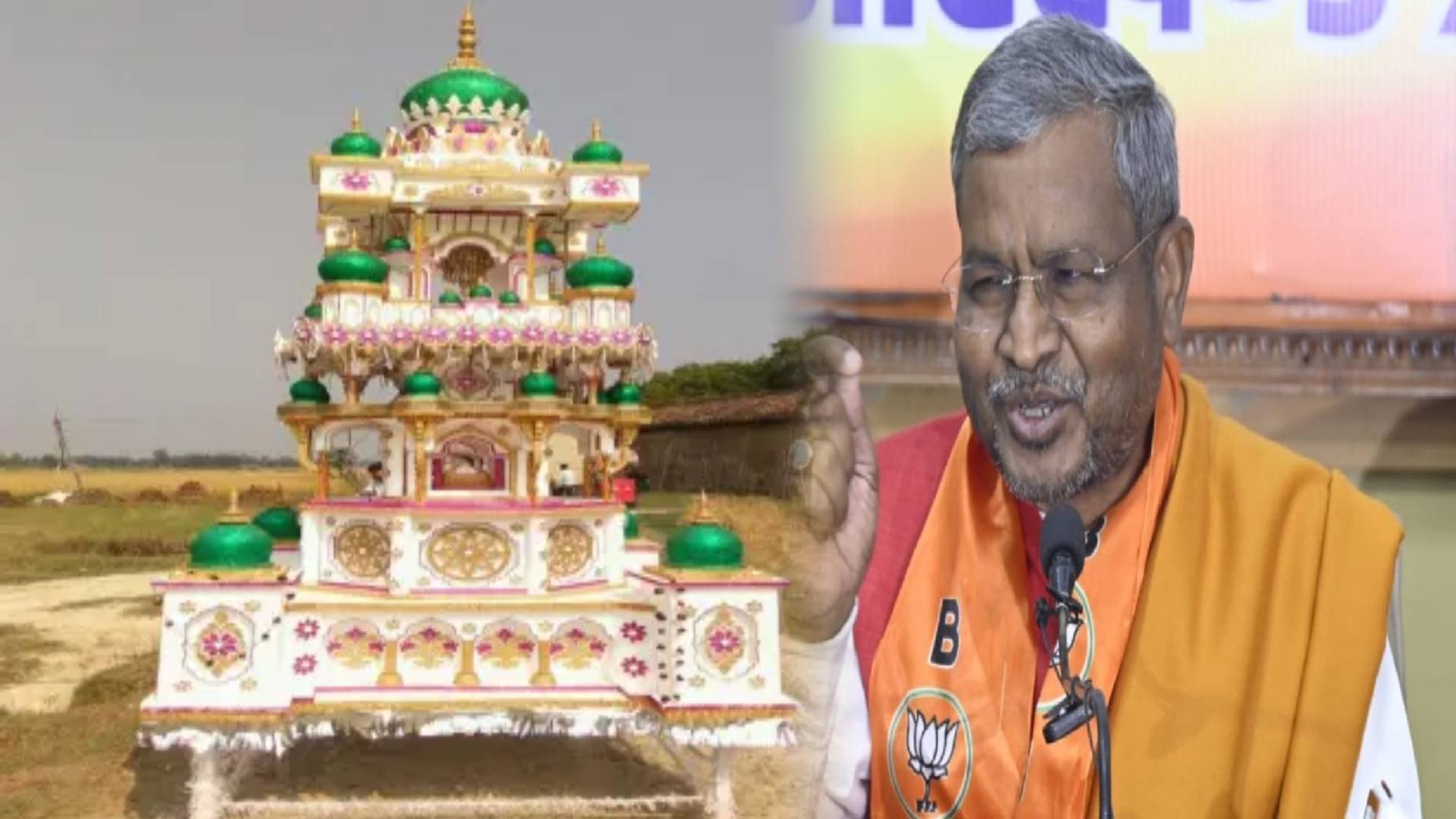 किसके इशारे पर रूपेश की जमीन हड़प  बना दिया चौक और फिर  रख दी ताजिया, मुख्यमंत्री तक पहुंचा मामला