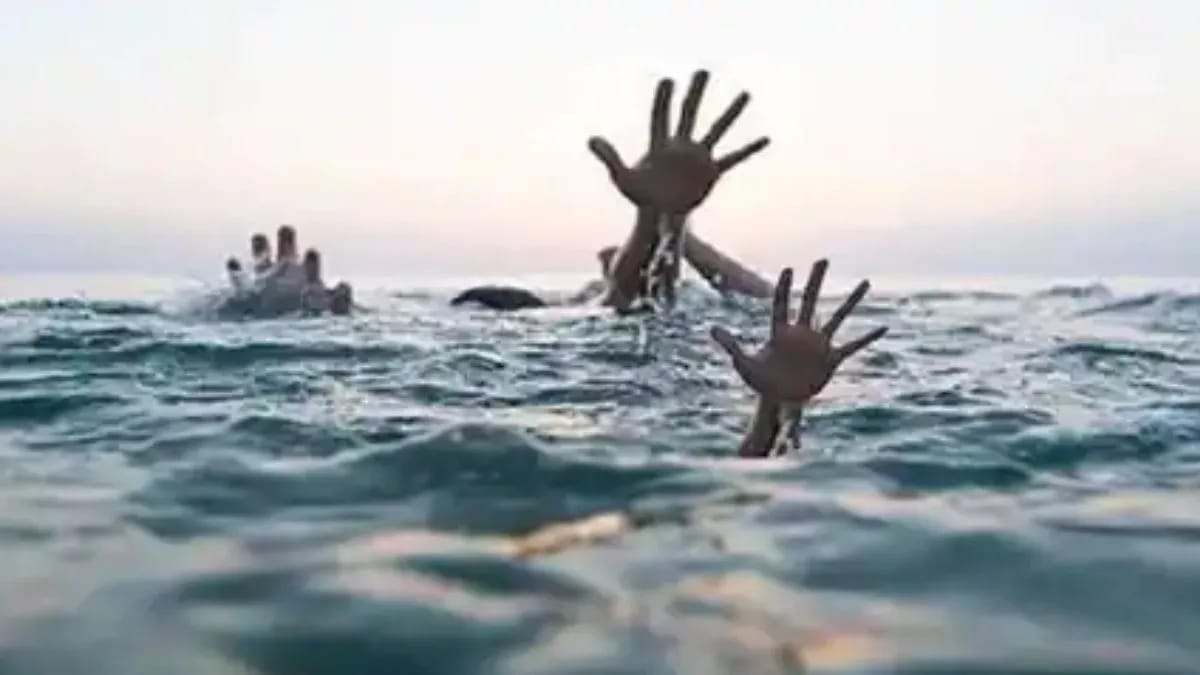 गिरिडीह: तालाब में डूबने से पिता-पुत्र की दर्दनाक मौत, नहाने के दौरान हुआ हादसा