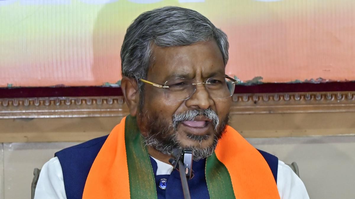 धनबाद के बहाने बाबूलाल मरांडी का सवाल --हेमंत जी, क्या हम इतने लालची हो गए हैं कि बच्चों को भी नहीं छोड़ेंगे?