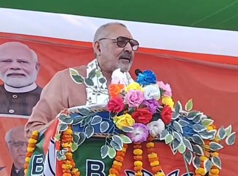 मुझे नमक खराम का वोट नहीं चाहिए! फिर अपने विवादित बयान को लेकर चर्चा में आए गिरिराज सिंह, देखिए-VIDEO