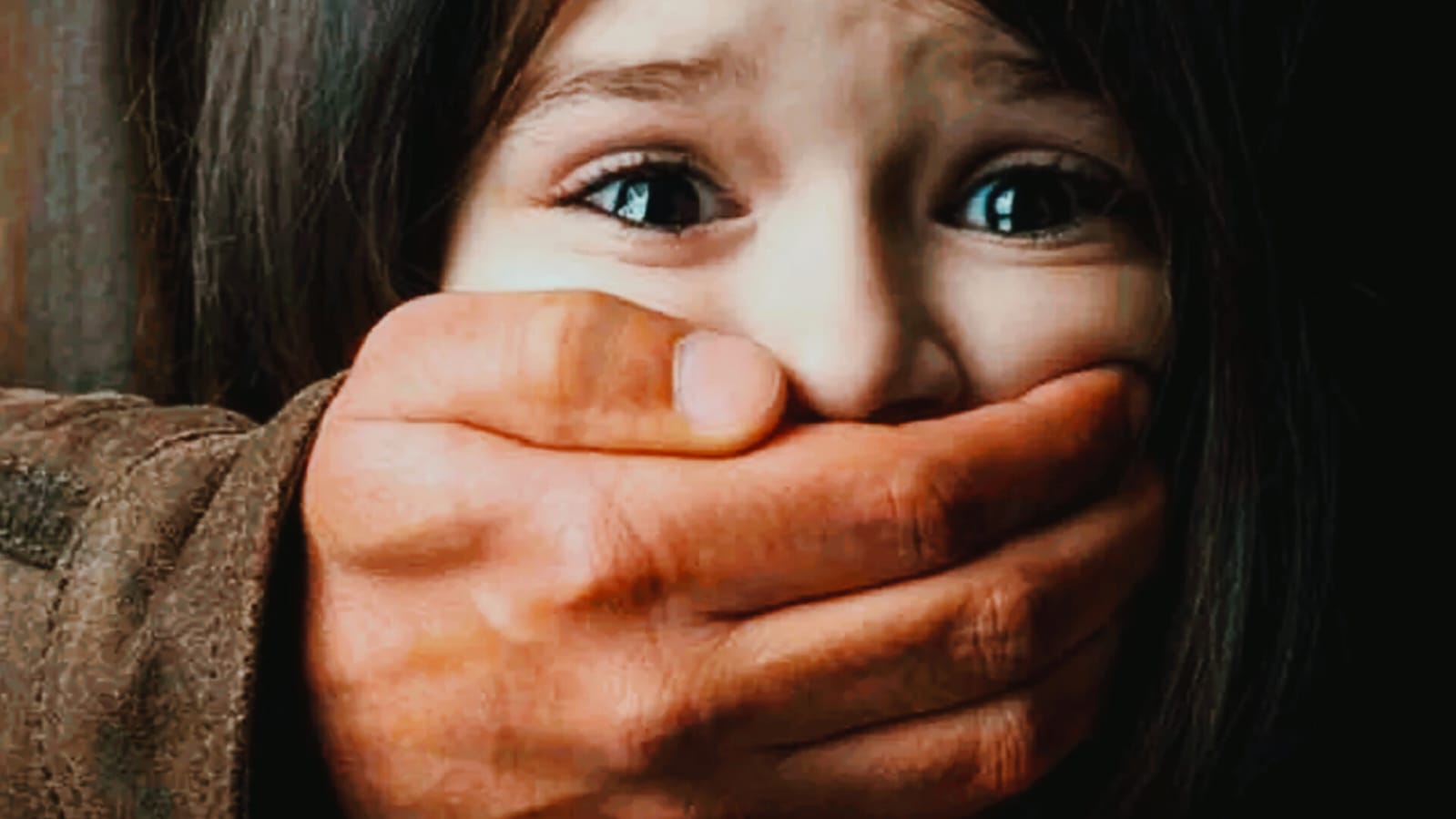 33 साल की महिला का नाबालिक के साथ अवैध संबंध, जब 6 साल की बच्ची ने देखा तो प्रेमी जोड़े ने मिलकर कर दिया खौफनाक कांड