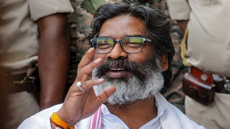 बिहार चुनाव में आखिर क्यों "बैकफुट" पर आया झामुमो, क्या अगले साल राज्य सभा की दो सीटें मिल सकती है झामुमो को या और कुछ होगा