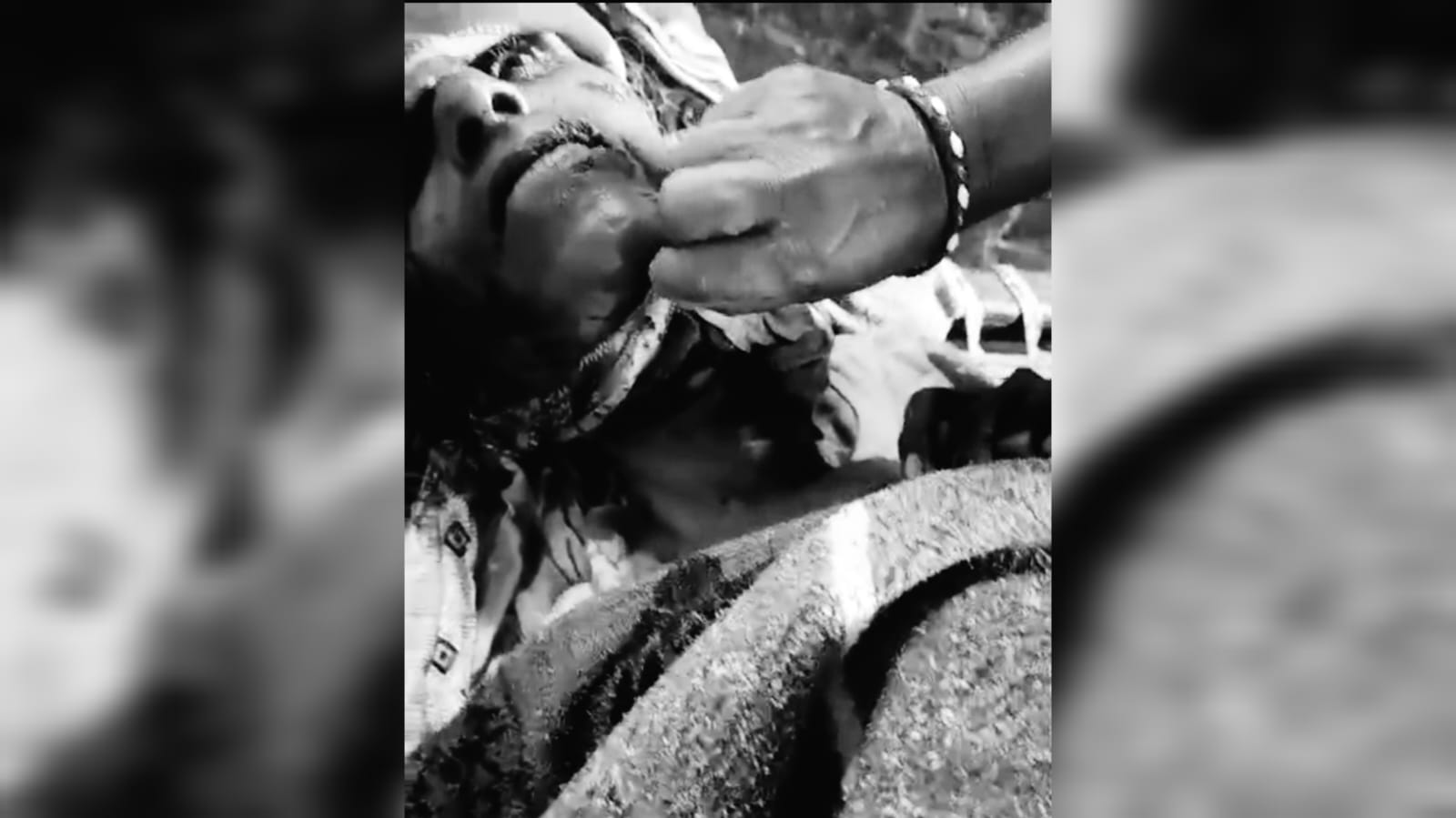 गोड्डा में महिला की गला रेतकर हत्या, 4 साल की पोती के साथ घर में रहती थी अकेली