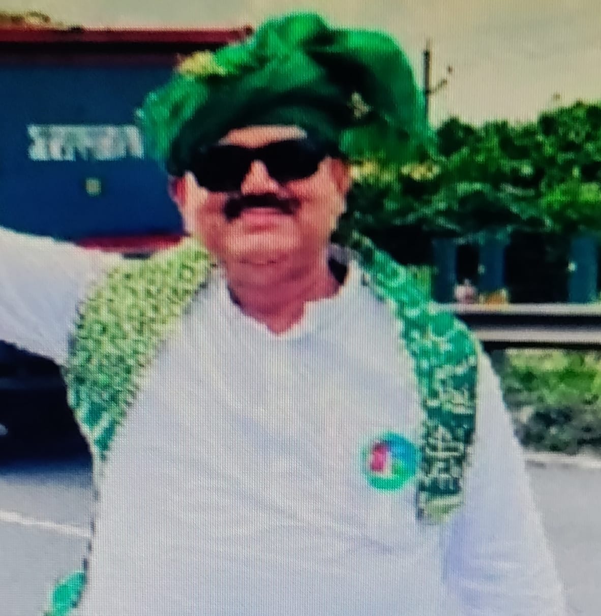 Dhanbad: पूर्व जिला परिषद सदस्य को हथियार चमकाना पड़ गया महंगा,जेल तो गया ही, अब लाइसेंस पर भी क्या है खतरा, पढ़िए