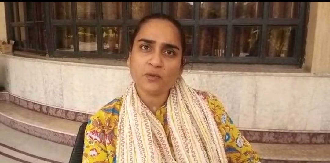 पुलिस से झड़प मामले में विधायक से मिलें स्थानीय लोग, एसपी से बेकसूर को ना फंसाने की अपील की