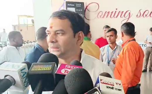 फिर खिसिया गए तेजू भैया !  तेजस्वी यादव और राहुल गांधी पर निकाल दी अपनी भड़ास, पढ़ें क्या कहा