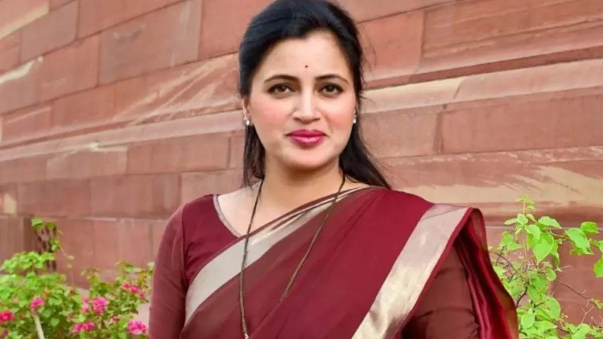 बड़ी खबर: भाजपा नेत्री और पूर्व सांसद नवनीत राणा को गैंगरेप और हत्या की धमकी, थाने में मामला दर्ज