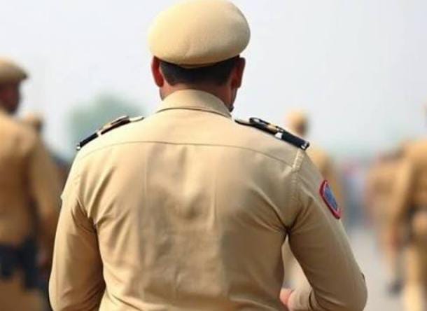 पहले पिस्टल के बट से तोड़ा दांत, फिर हॉस्टल की तीसरी मंजिल से फेंका नीचे, नशे की हालात में SI ने कर दिया बड़ा कांड