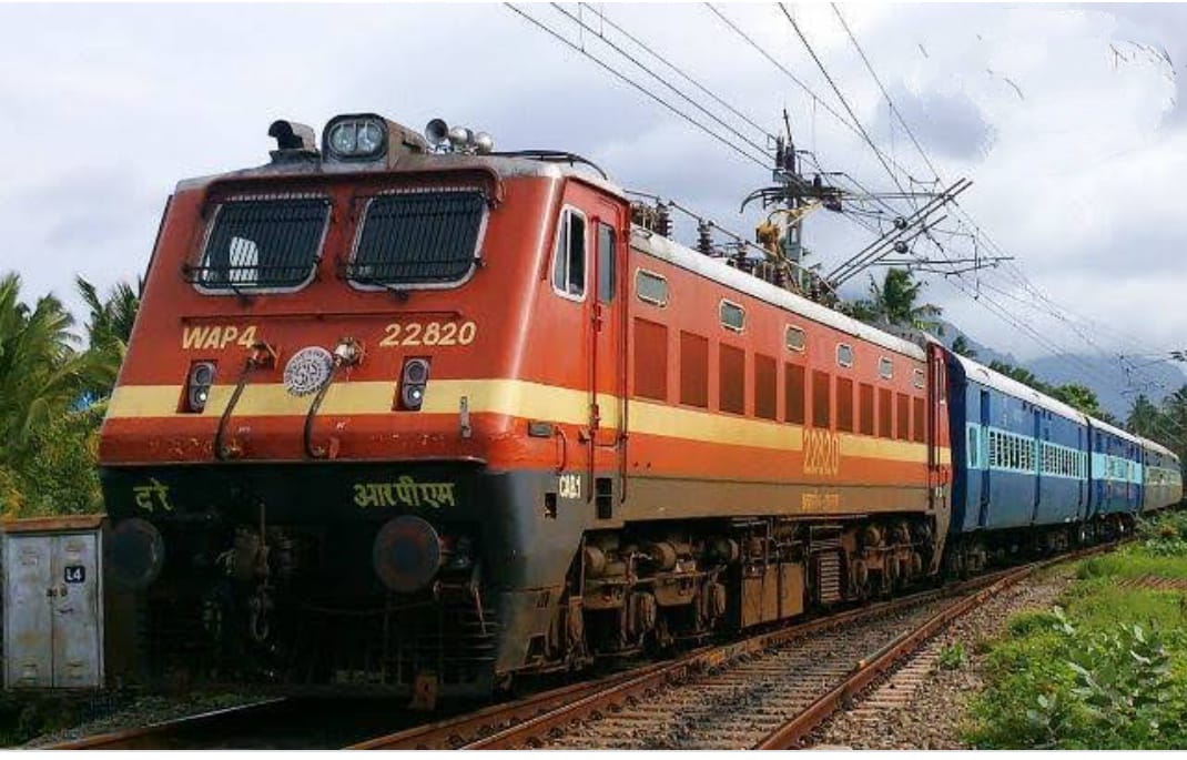 यात्रीगण कृपया ध्यान दें ! आज रात देश के कई राज्यों में नहीं बुक होंगे रेल टिकट