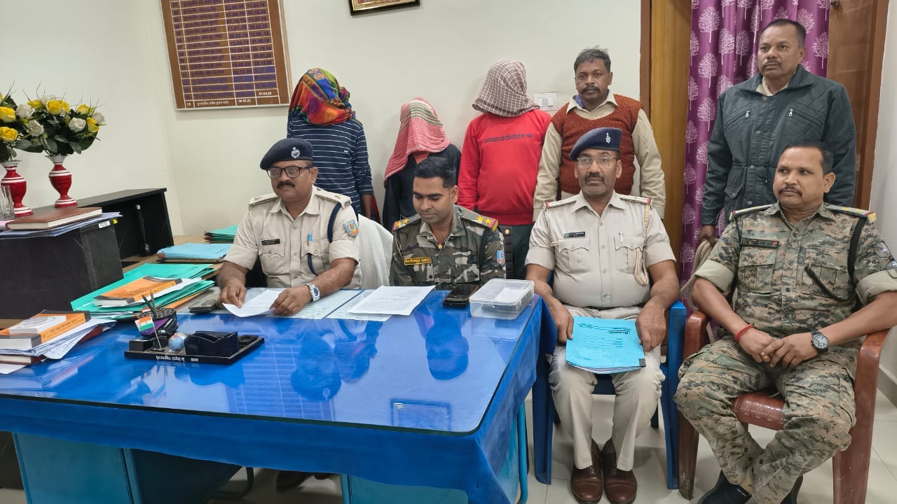 दुमका: लव ट्रैंगल में पिता बना जालिम, सनकी प्रेमी ने काट दी किशोरी की गर्दन