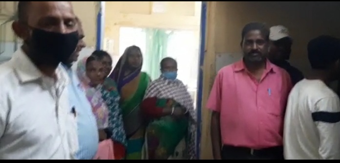 ऑपरेशन थिएटर में बेड पर लेटा था मरीज, तभी लगी आग, अफरा-तफरी