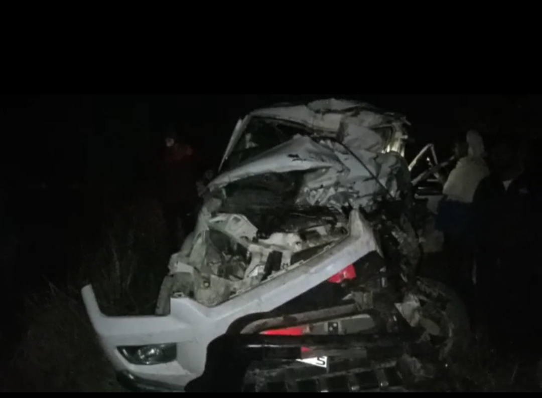 ब्रेकिंग : बक्सर  में बड़ा सड़क हादसा, स्कोर्पियो और यात्री बस में हुई टक्कर , कई लोगों के हताहत की खबर 