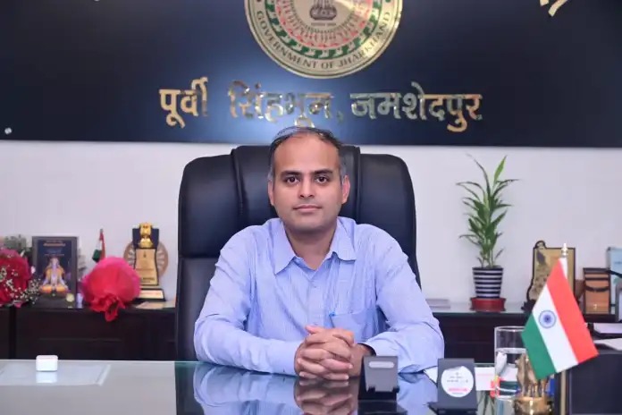 झारखंड शराब घोटाला: अब जमशेदपुर DC पर ACB की कड़ी नजर, आज होगी पूछताछ