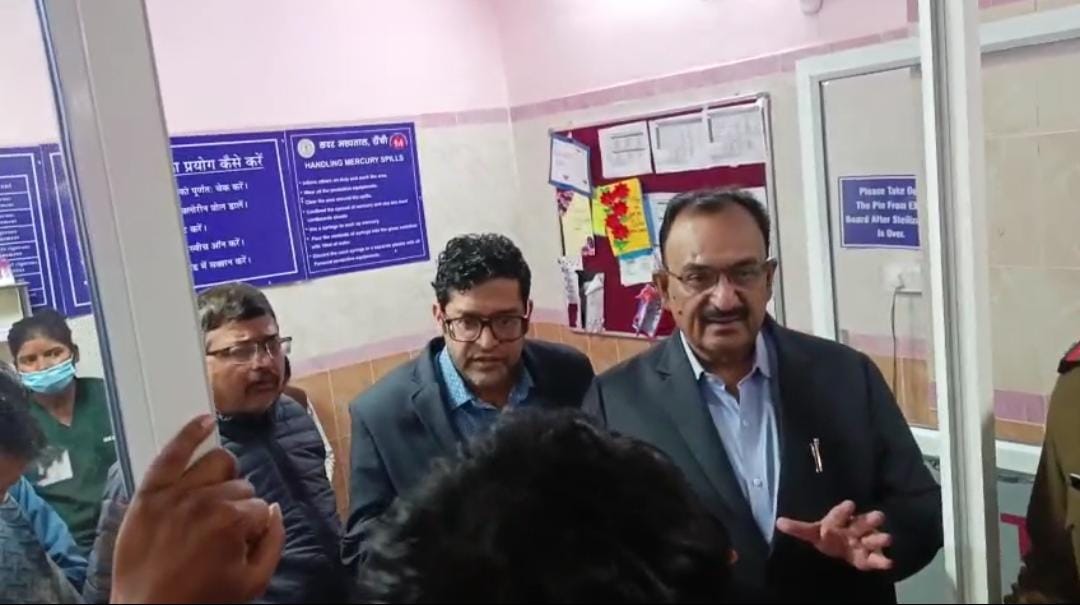 रांची : मरीज की अचानक मौत से सदर अस्पताल में बवाल, स्टाफ पर लगे लापरवाही के गंभीर आरोप