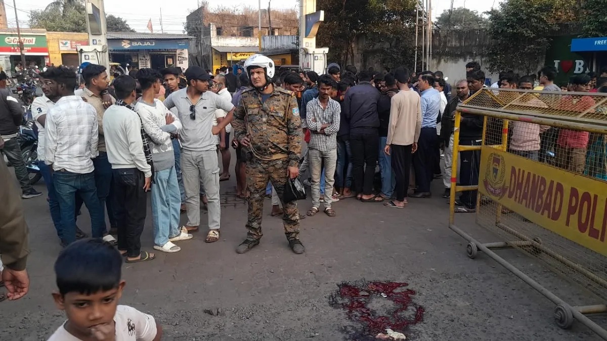 Dhanbad Shoot Out:सोशल मीडिया पर सक्रियता कैसे बन गया गैंगस्टर प्रेम यादव का "काल", पिता ने कहां के आठ को बताया जिम्मेवार!