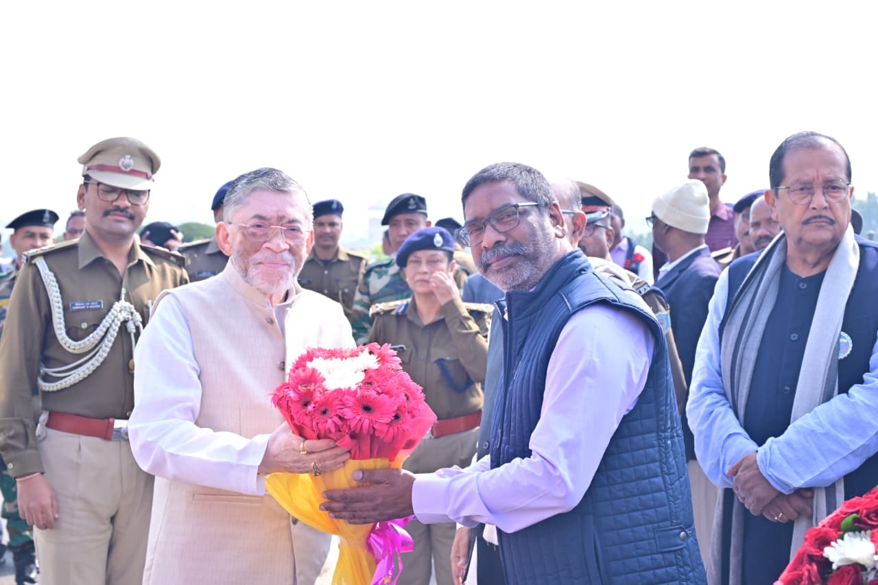 झारखंड विधानसभा स्थापना दिवस: सीएम हेमंत ने कहा राज्य अलग मिला,लेकिन अभी हम कई क्षेत्रों में पीछे,बदलाव की सरकार कर रही कोशिश