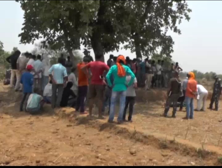 बहन की डोली उठने से पहले भाई की निकली अर्थी, मातम में बदल गया शादी समारोह