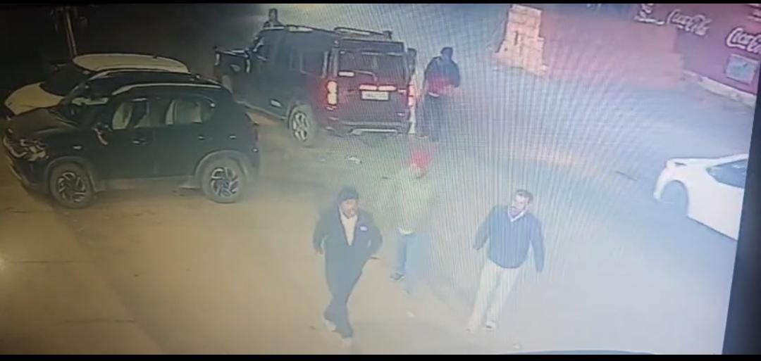 दुमका: बेखौफ फायरिंग ने खोली पुलिस की नाकामी की पोल, जानिए पूरा मामला 