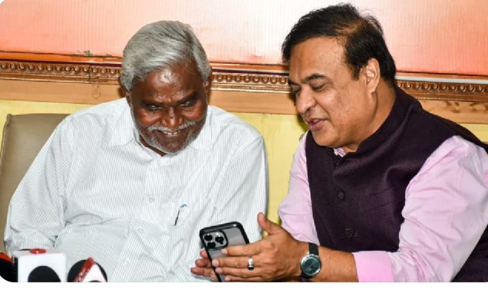 झारखंड के भाजपा नेताओं से क्या चंपई सोरेन का मोह भंग हो गया है,क्यों हिमंता बिस्वा सरमा से बढ़ा रहे नजदीकियां!