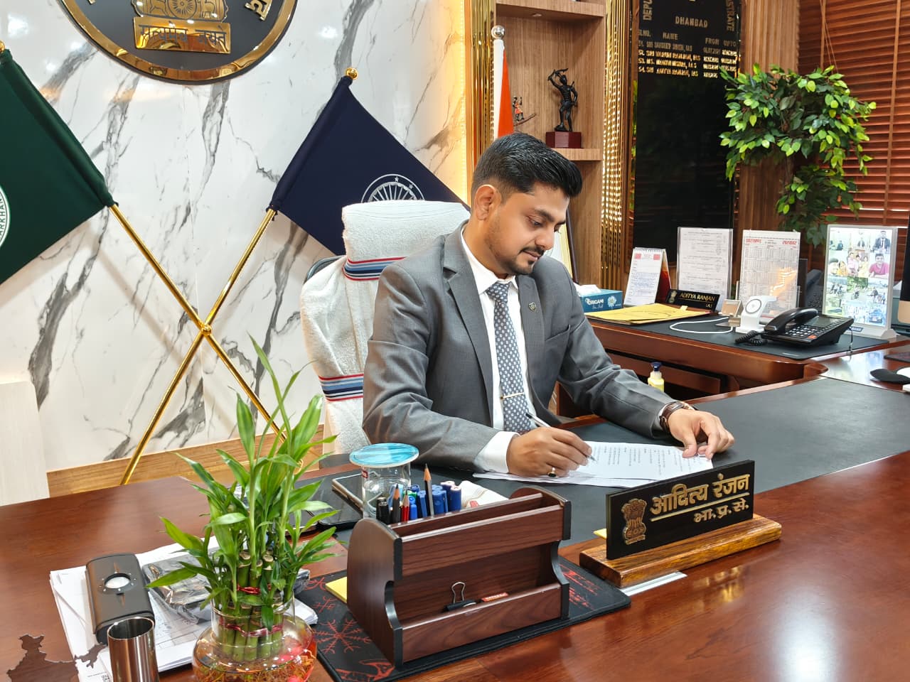 Dhanbad Big Update:फर्जी प्रमाण पत्र पर नामांकन लेने वाले 16 बच्चो के गार्जियन पर एफआईआर,पढ़िए क्या है पूरा मामला