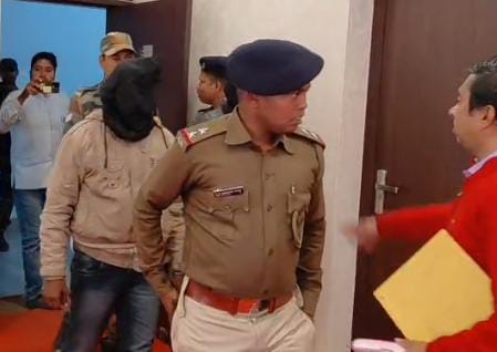 लोहरदगा पुलिस ने बरामद किया अवैध हथियार, मामले में दो जेजेएमपी समर्थक गिरफ्तार