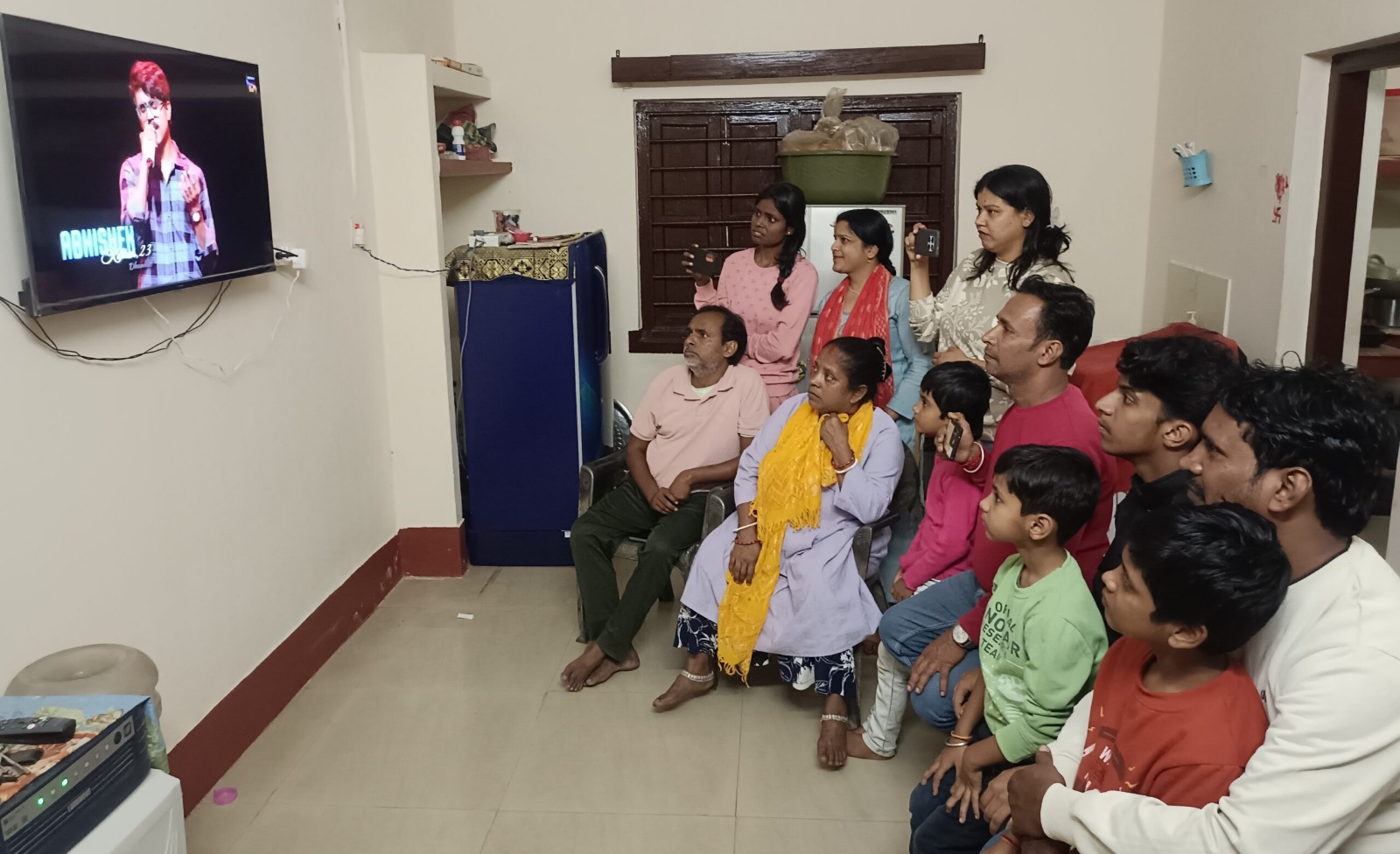 Success Story : धनबाद के अभिषेक कैसे बन गए लाखों के प्रेरणास्रोत ,कठिन परिस्थितियां भी कैसे  बन गई दासी,पढ़िए !!