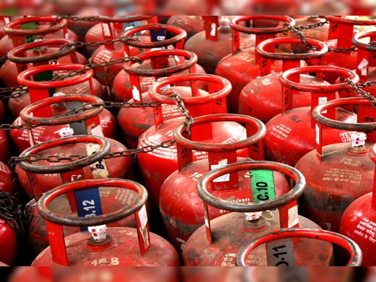 एलपीजी उपभोक्ताओं के लिए काम की खबर: बिना e-KYC अब नहीं मिलेगा रसोई गैस का कनेक्शन, सिलिंडर रिफिलिंग में भी हो सकती है दिक्कत