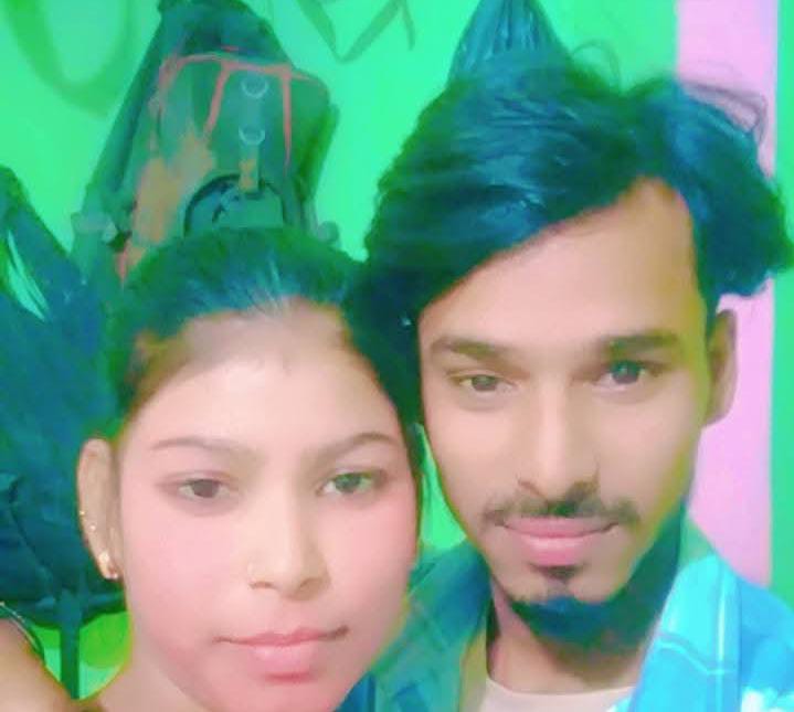 बड़े खतरनाक लोग हैं यार ! मोबाइल नहीं देने पर प्रेमिका को प्रेमी ने ट्रेन से फेंका, पढ़े फिर क्या हुआ 