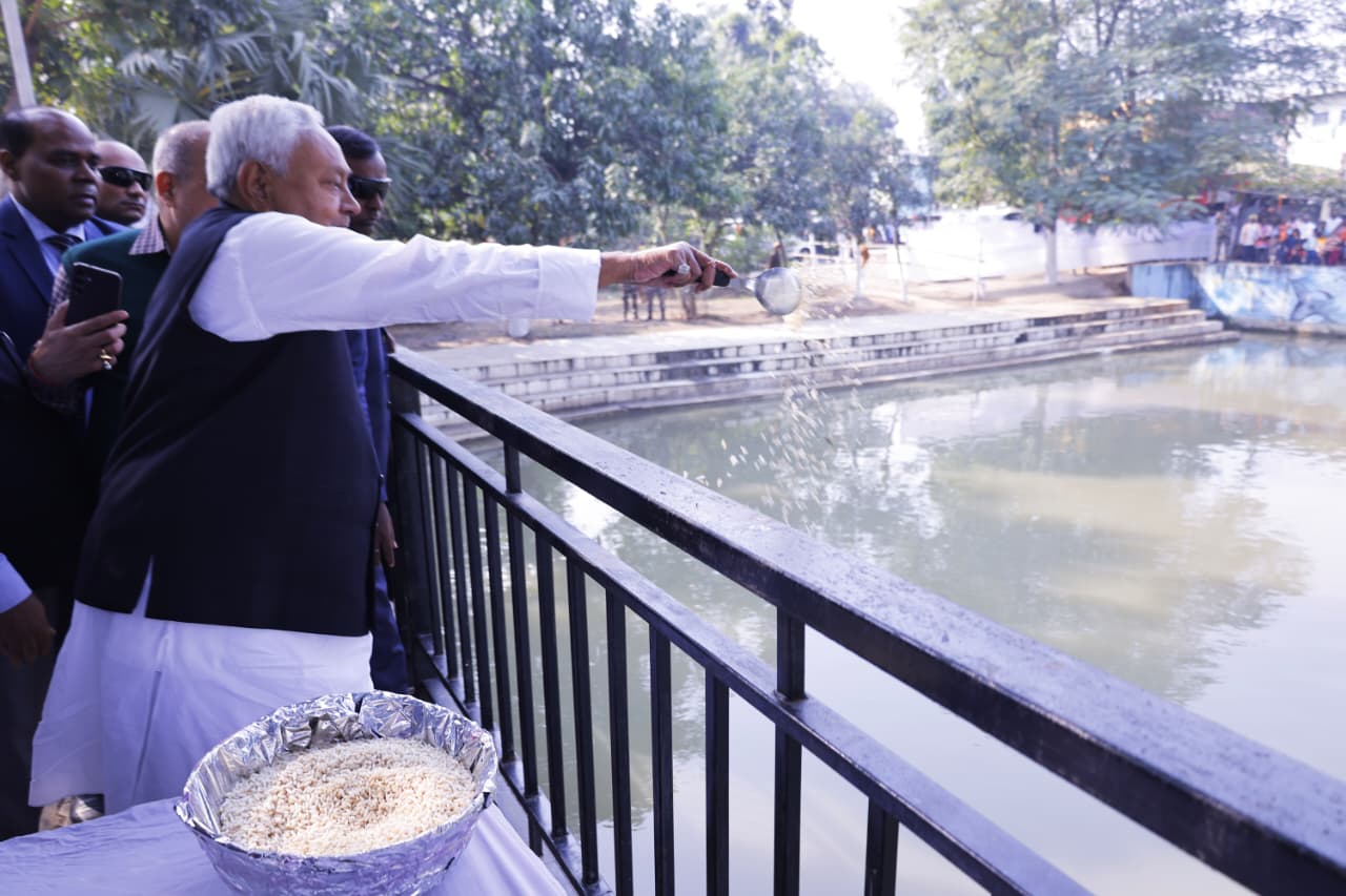 बिहार के मछुआरों को नीतीश सरकार की बड़ी सौगात, नाव खरीदने पर मिलेगी 1 लाख रुपये तक की सब्सिडी